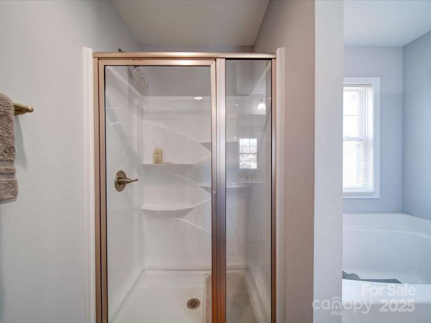 108 Oak Grove Street, Kannapolis, NC 28081.  MLS# CAR4226236, YatesRealty ID 5982. 