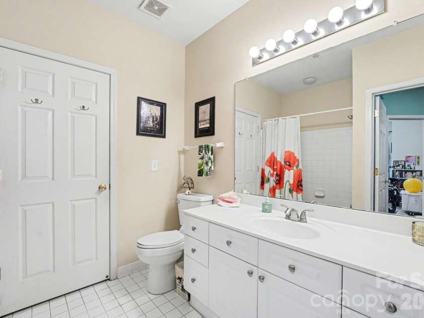 921 Northeast Drive, Davidson, NC 28036.  MLS# CAR4351410, YatesRealty ID 5982. 