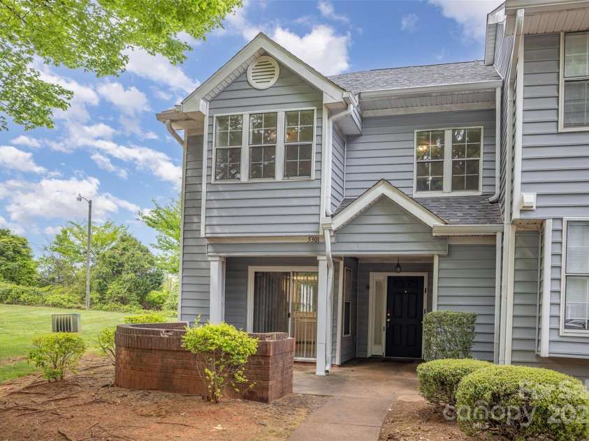 5301 Amity Springs Drive, Charlotte, NC 28212.  MLS# CAR4239401, YatesRealty ID 5983. 