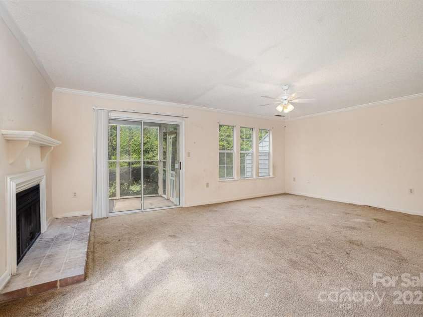 5301 Amity Springs Drive, Charlotte, NC 28212.  MLS# CAR4239401, YatesRealty ID 5983. 