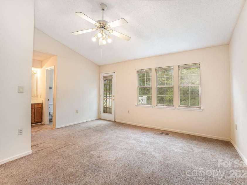 5301 Amity Springs Drive, Charlotte, NC 28212.  MLS# CAR4239401, YatesRealty ID 5983. 