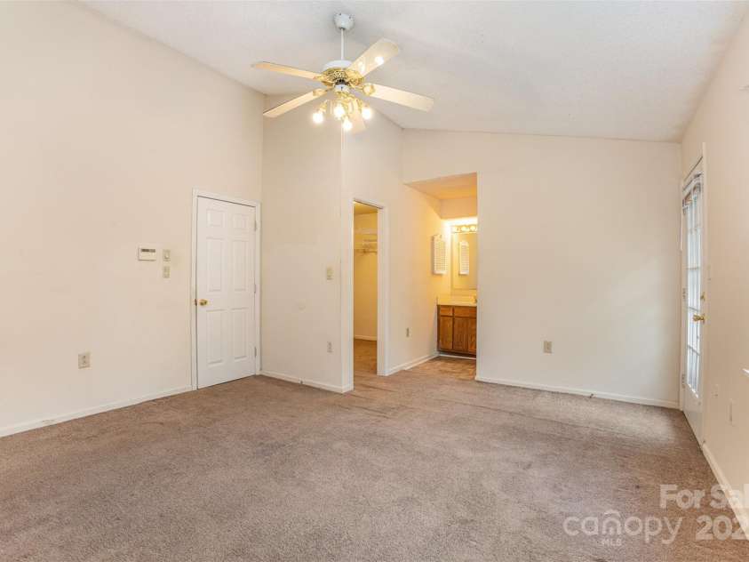5301 Amity Springs Drive, Charlotte, NC 28212.  MLS# CAR4239401, YatesRealty ID 5983. 