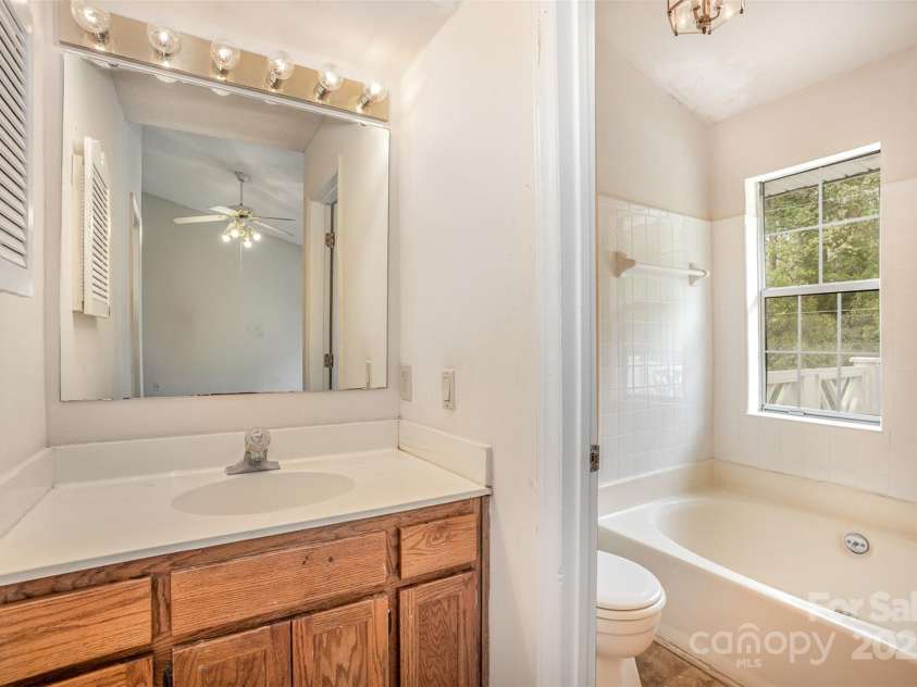 5301 Amity Springs Drive, Charlotte, NC 28212.  MLS# CAR4239401, YatesRealty ID 5983. 