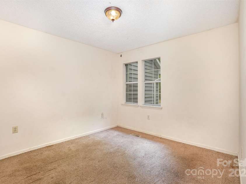 5301 Amity Springs Drive, Charlotte, NC 28212.  MLS# CAR4239401, YatesRealty ID 5983. 