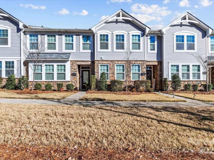 1564 Galloway Road, Charlotte, NC 28262.  MLS# CAR4319552, YatesRealty ID 5985. 