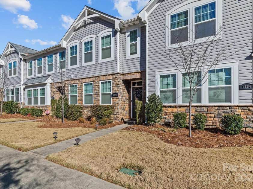 1564 Galloway Road, Charlotte, NC 28262.  MLS# CAR4319552, YatesRealty ID 5985. 