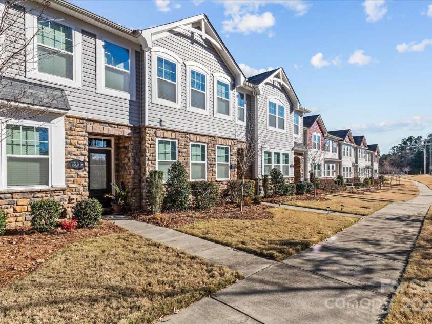 1564 Galloway Road, Charlotte, NC 28262.  MLS# CAR4319552, YatesRealty ID 5985. 