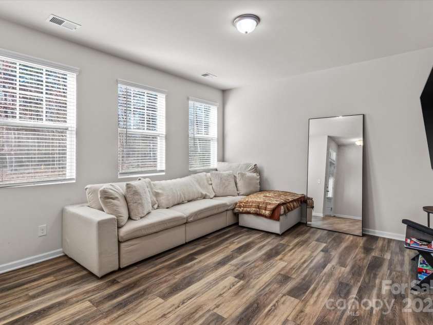 1564 Galloway Road, Charlotte, NC 28262.  MLS# CAR4319552, YatesRealty ID 5985. 