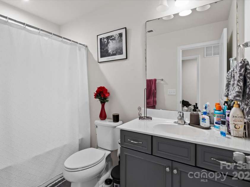 1564 Galloway Road, Charlotte, NC 28262.  MLS# CAR4319552, YatesRealty ID 5985. 