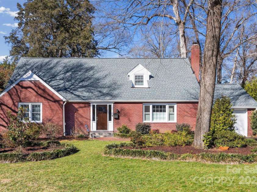 811 Myrtle Drive, Rock Hill, SC 29730.  MLS# CAR4332484, YatesRealty ID 5987. 