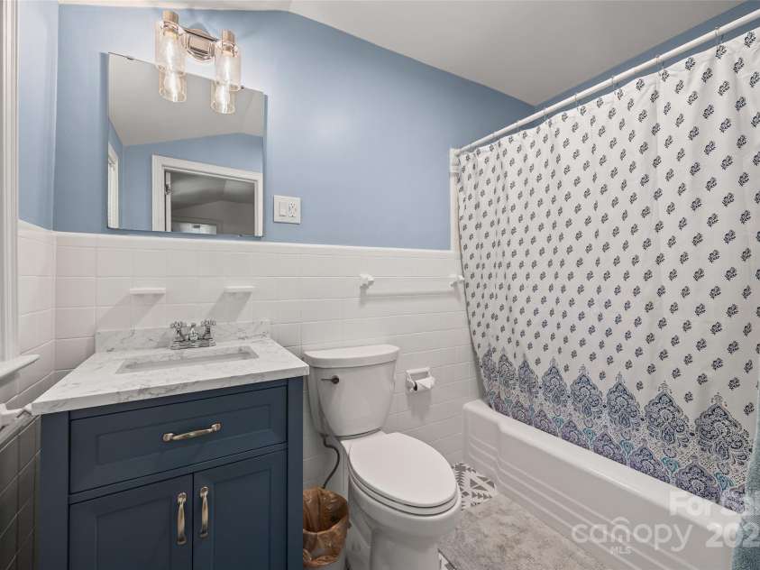 811 Myrtle Drive, Rock Hill, SC 29730.  MLS# CAR4332484, YatesRealty ID 5987. 