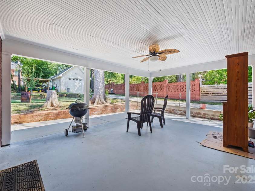 811 Myrtle Drive, Rock Hill, SC 29730.  MLS# CAR4332484, YatesRealty ID 5987. 