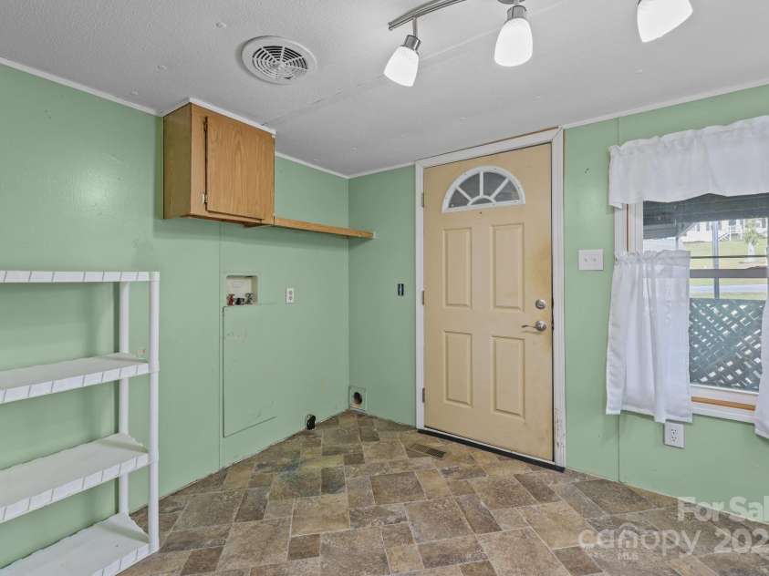 6600 Clara Circle, Concord, NC 28025.  MLS# CAR4306913, YatesRealty ID 599. 