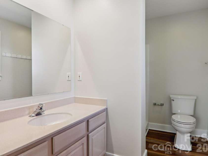 3 Rosemont Court, Asheville, NC 28803.  MLS# CAR4357570, YatesRealty ID 5991. Master Bath Area