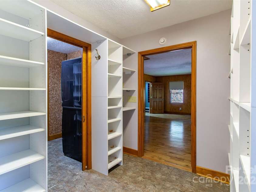 7180 Meadow Fork Road, Hot Springs, NC 28743.  MLS# CAR4184401, YatesRealty ID 5991. 