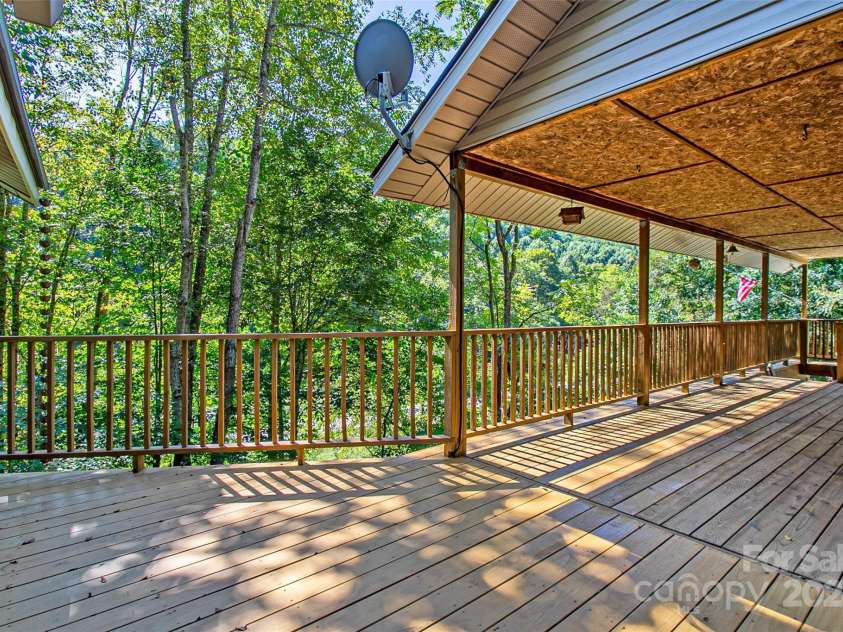 7180 Meadow Fork Road, Hot Springs, NC 28743.  MLS# CAR4184401, YatesRealty ID 5991. 