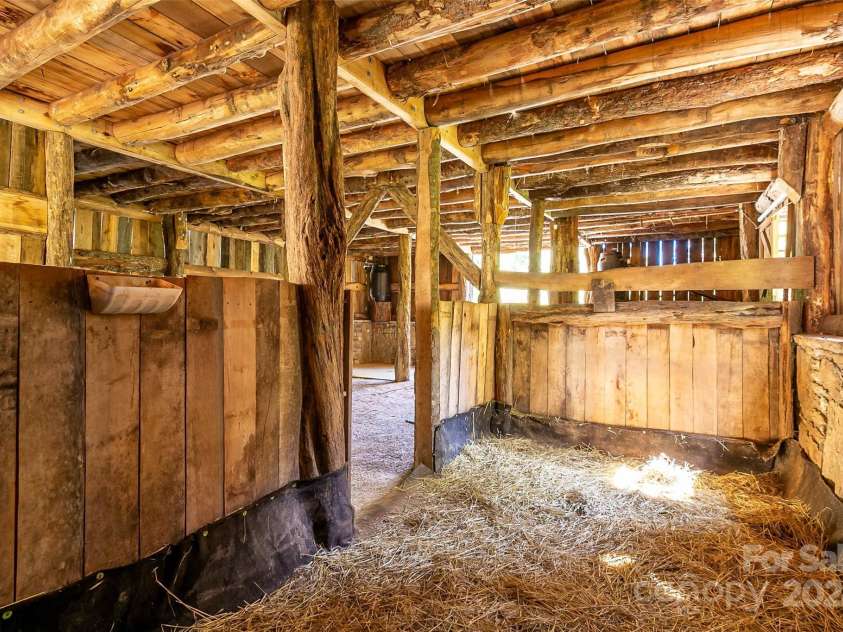 7180 Meadow Fork Road, Hot Springs, NC 28743.  MLS# CAR4184401, YatesRealty ID 5991. Barn