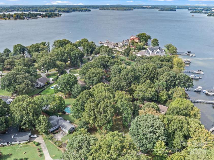 18032 Nantz Road, Cornelius, NC 28031.  MLS# CAR4184346, YatesRealty ID 5992. 