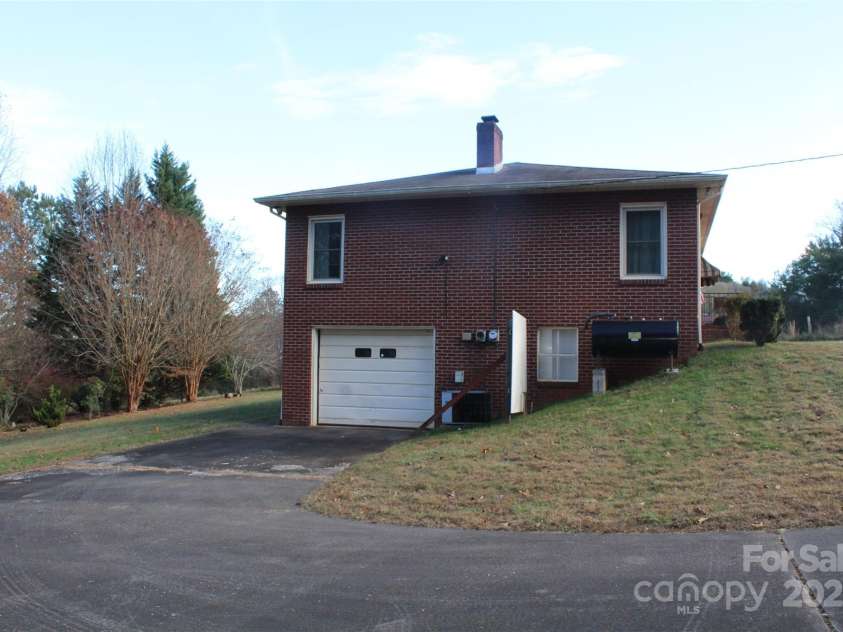1761 Dearborn Street Extension, Morganton, NC 28655.  MLS# CAR4321224, YatesRealty ID 5993. 
