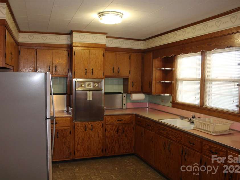 1761 Dearborn Street Extension, Morganton, NC 28655.  MLS# CAR4321224, YatesRealty ID 5993. 