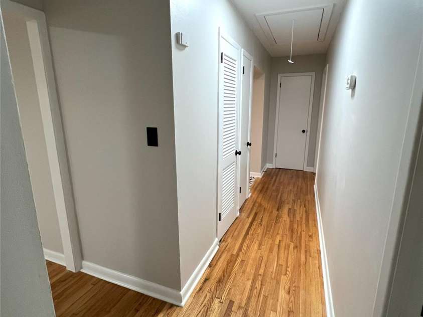 612 Brown Avenue, Albemarle, NC 28001.  MLS# CAR4119824, YatesRealty ID 5995. Center Hallway
