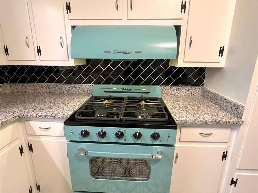 612 Brown Avenue, Albemarle, NC 28001.  MLS# CAR4119824, YatesRealty ID 5995. Classic Unique Appliances