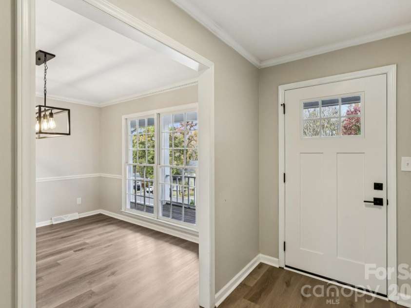 5618 All Saints Lane, Charlotte, NC 28226.  MLS# CAR4320459, YatesRealty ID 5996. 