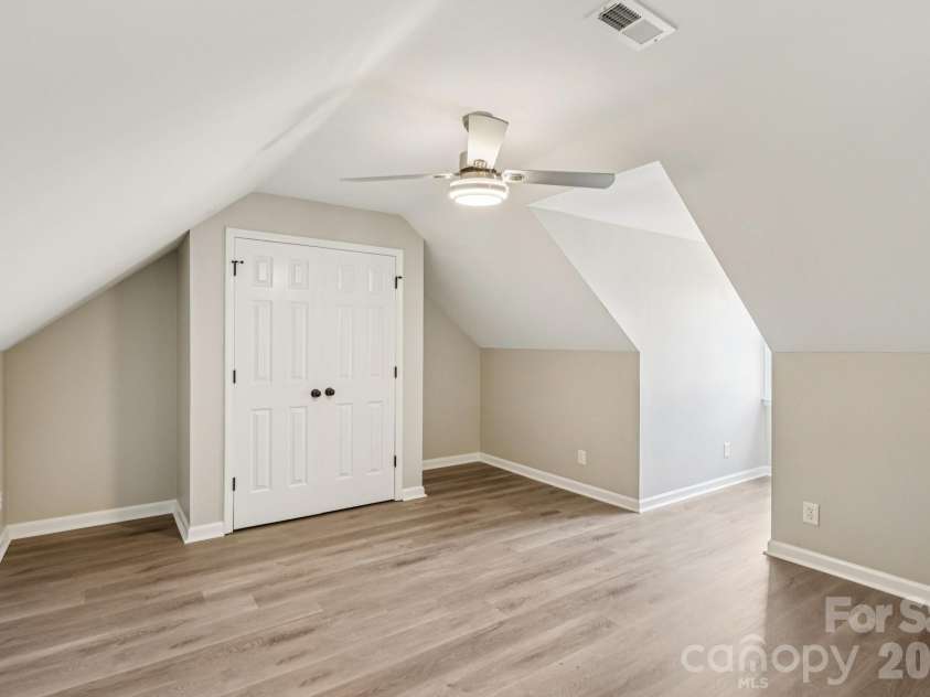 5618 All Saints Lane, Charlotte, NC 28226.  MLS# CAR4320459, YatesRealty ID 5996. 