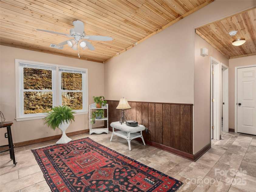 173 Cherokee Springs Trail, Hendersonville, NC 28739.  MLS# CAR4233123, YatesRealty ID 5997. Dining Room