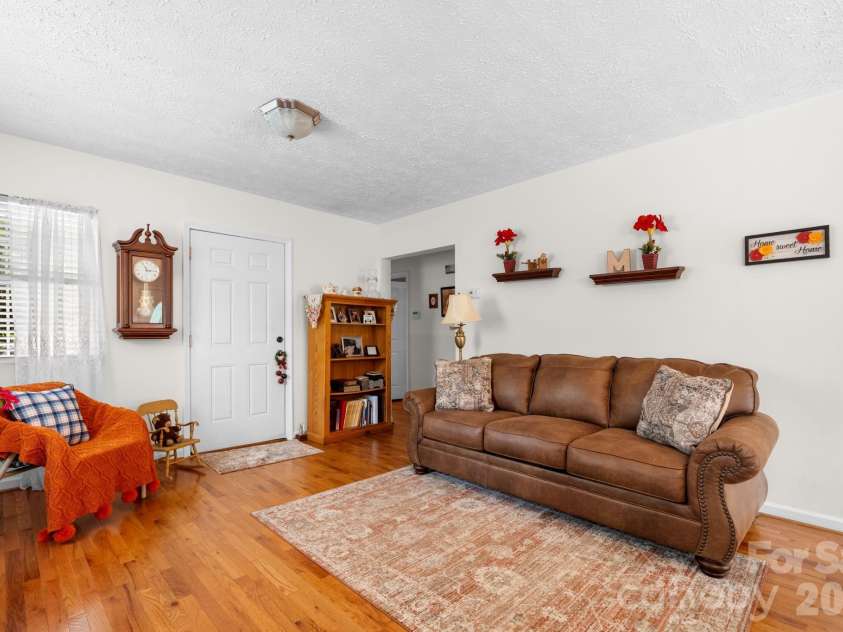 625 Milton Avenue, Valdese, NC 28690.  MLS# CAR4347687, YatesRealty ID 5997. 