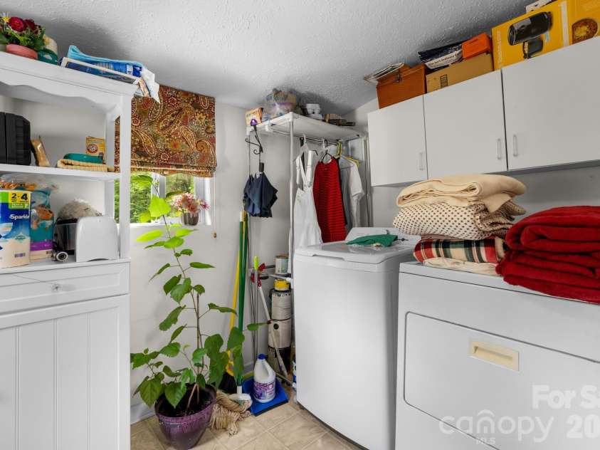625 Milton Avenue, Valdese, NC 28690.  MLS# CAR4347687, YatesRealty ID 5997. 