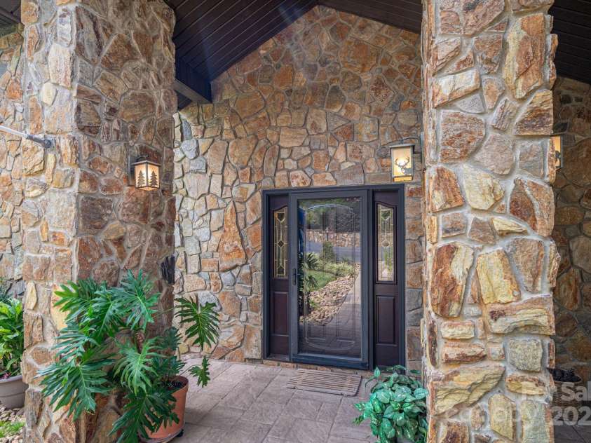 7424 Windy Pine Circle, Denver, NC 28037.  MLS# CAR4306658, YatesRealty ID 5999. 