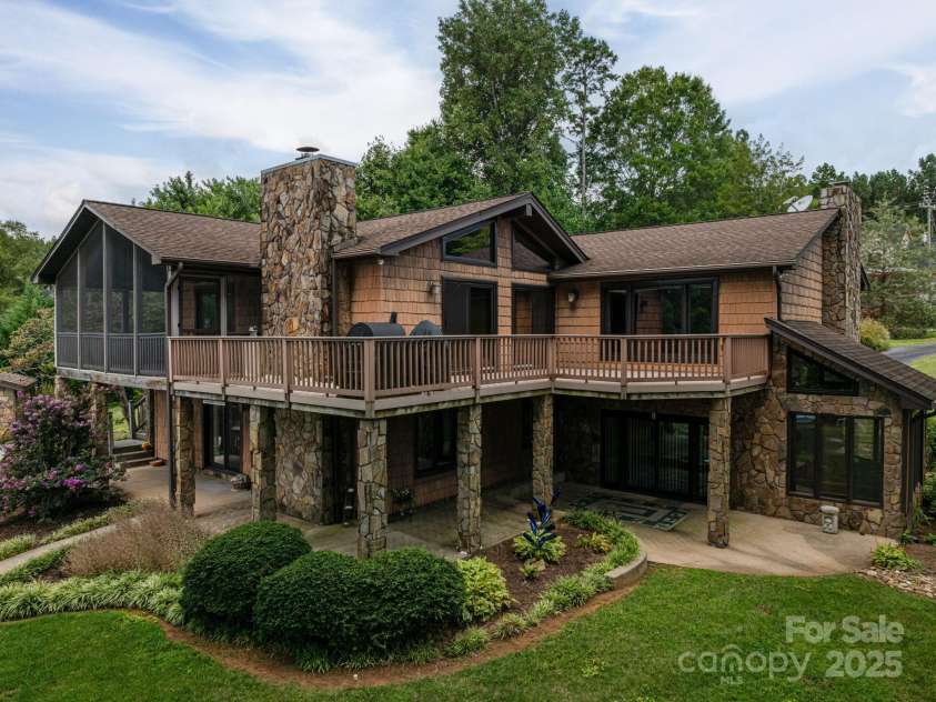 7424 Windy Pine Circle, Denver, NC 28037.  MLS# CAR4306658, YatesRealty ID 5999. 