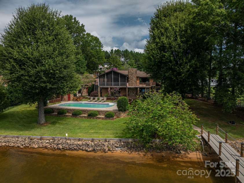 7424 Windy Pine Circle, Denver, NC 28037.  MLS# CAR4306658, YatesRealty ID 5999. 