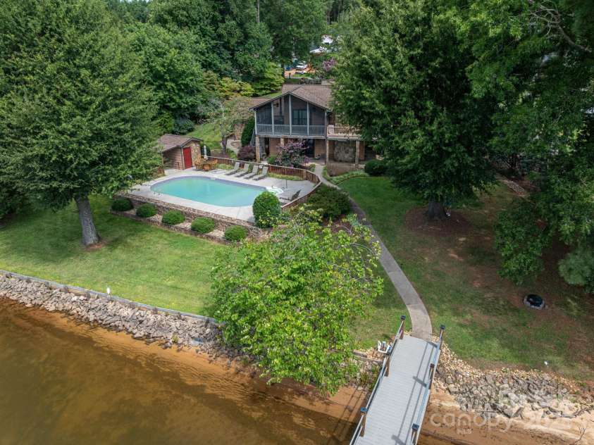 7424 Windy Pine Circle, Denver, NC 28037.  MLS# CAR4306658, YatesRealty ID 5999. 