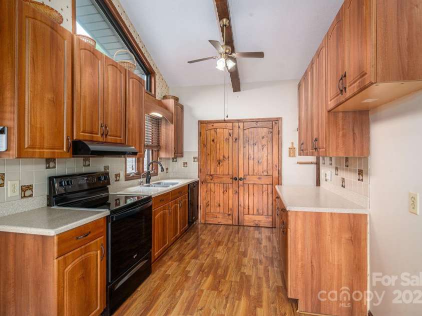 7424 Windy Pine Circle, Denver, NC 28037.  MLS# CAR4306658, YatesRealty ID 5999. 