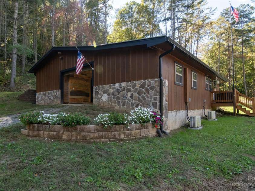 2108 River Hill Road, Murphy, NC 28906.  MLS# CAR4083944, YatesRealty ID 60. 