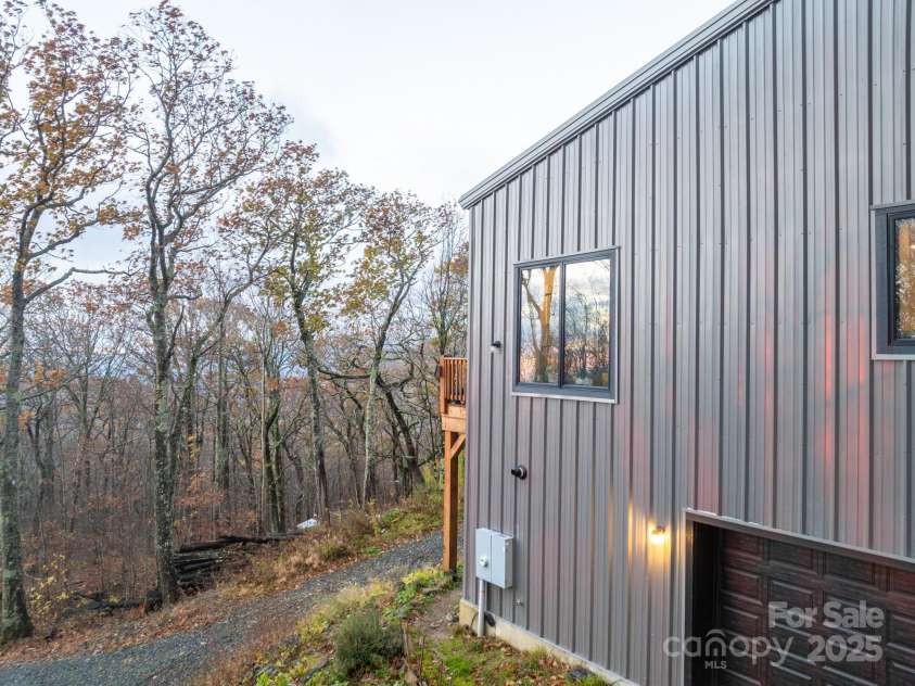 1390 Ransey Woodring Road, Todd, NC 28684.  MLS# CAR4318494, YatesRealty ID 600. 