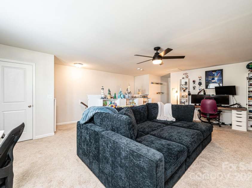 7669 Tanglewood Way, Denver, NC 28037.  MLS# CAR4204660, YatesRealty ID 6000. 