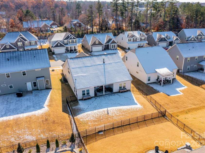 7669 Tanglewood Way, Denver, NC 28037.  MLS# CAR4204660, YatesRealty ID 6000. 