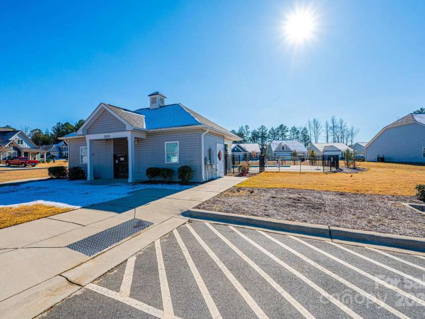 7669 Tanglewood Way, Denver, NC 28037.  MLS# CAR4204660, YatesRealty ID 6000. 