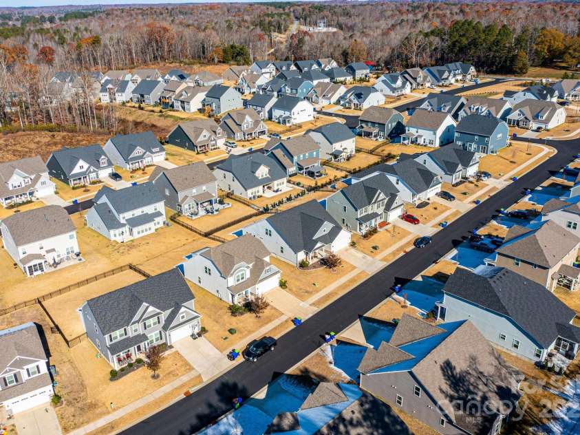 7669 Tanglewood Way, Denver, NC 28037.  MLS# CAR4204660, YatesRealty ID 6000. 