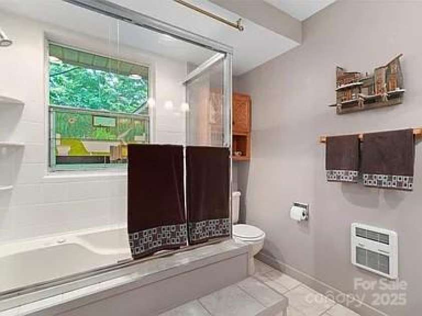 510 Sky Drive, Maggie Valley, NC 28751.  MLS# CAR4244648, YatesRealty ID 6001. 