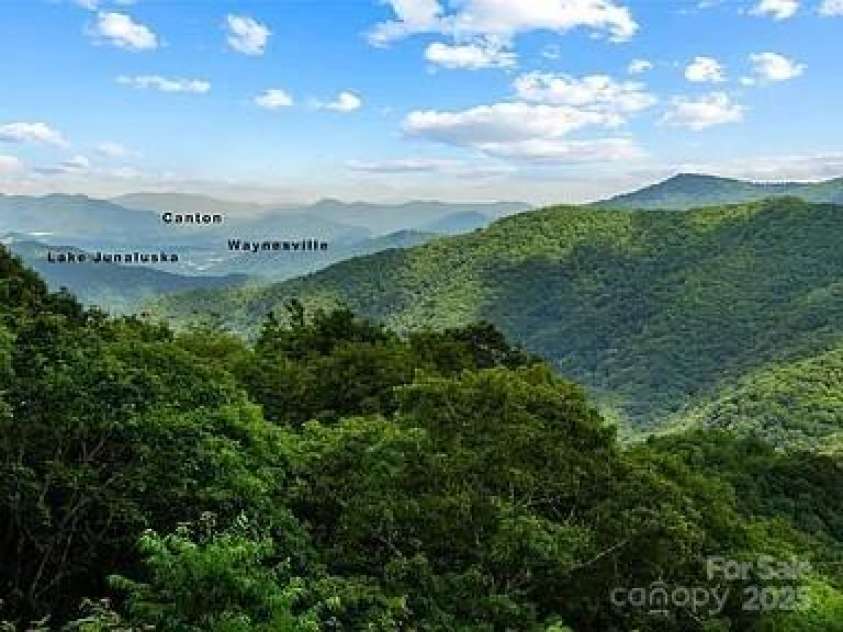 510 Sky Drive, Maggie Valley, NC 28751.  MLS# CAR4244648, YatesRealty ID 6001. 