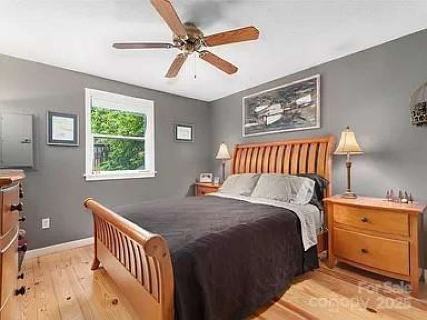 510 Sky Drive, Maggie Valley, NC 28751.  MLS# CAR4244648, YatesRealty ID 6001. 