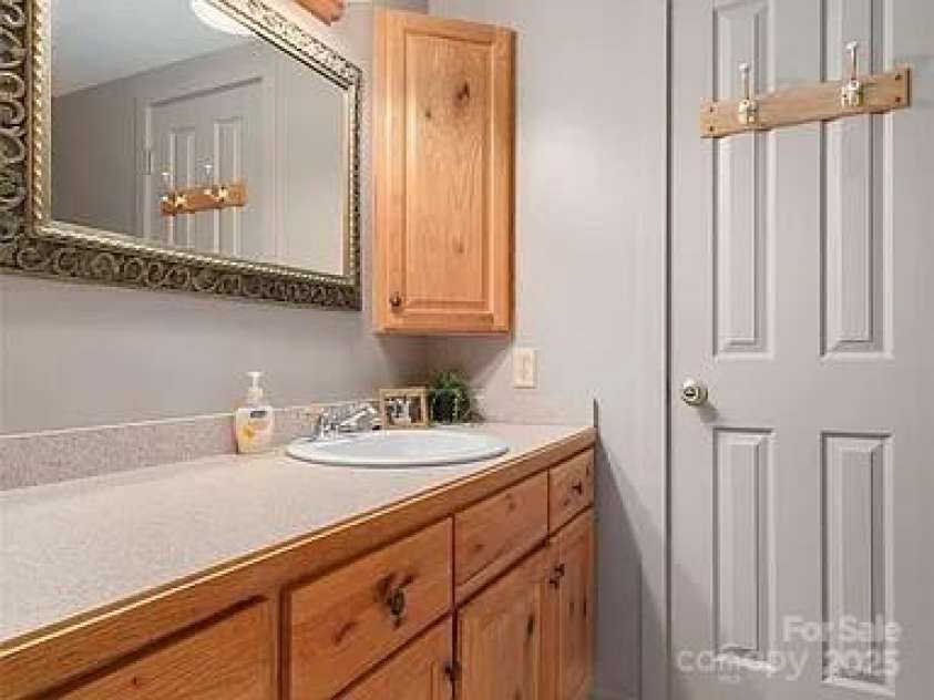 510 Sky Drive, Maggie Valley, NC 28751.  MLS# CAR4244648, YatesRealty ID 6001. 