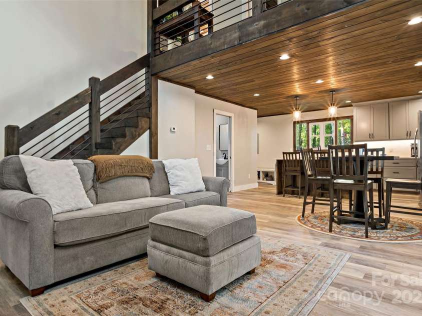 25 Briar Ridge Lane, Nebo, NC 28761.  MLS# CAR4247532, YatesRealty ID 6003. 