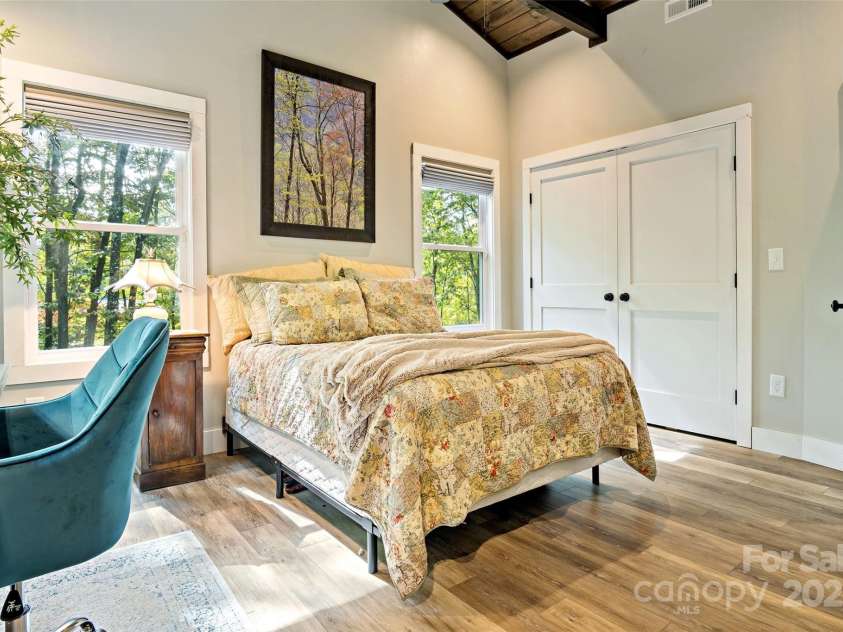 25 Briar Ridge Lane, Nebo, NC 28761.  MLS# CAR4247532, YatesRealty ID 6003. 