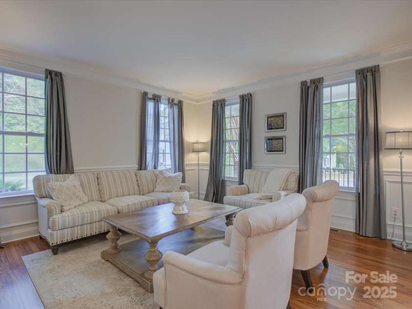 8200 Sturminster Drive, Waxhaw, NC 28173.  MLS# CAR4316665, YatesRealty ID 6003. 