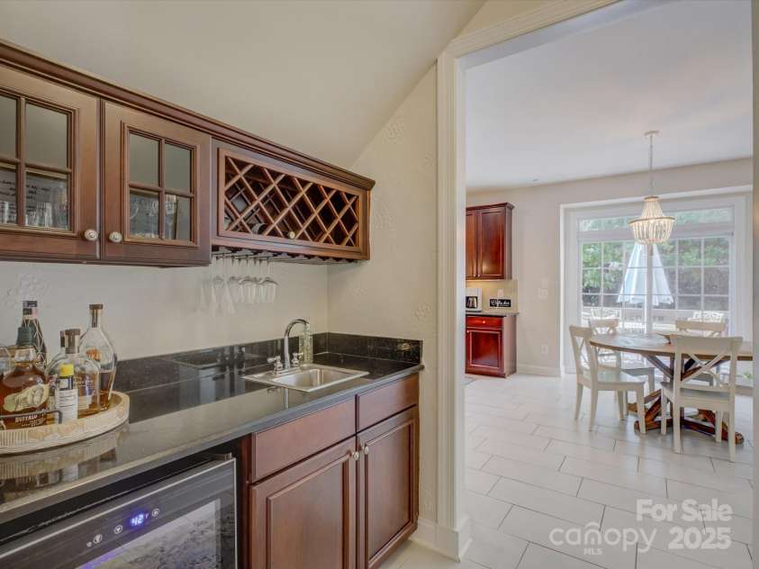 8200 Sturminster Drive, Waxhaw, NC 28173.  MLS# CAR4316665, YatesRealty ID 6003. 